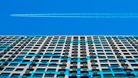 Здание, самолет, полет, минимализм