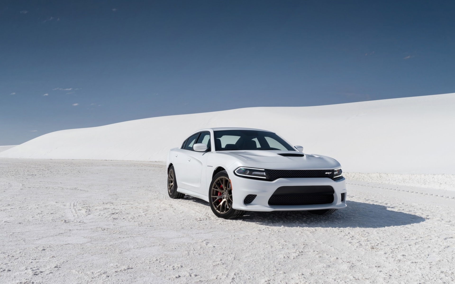 Картинки Dodge, претендент, srt, белый, вид сбоку фото и обои на рабочий стол