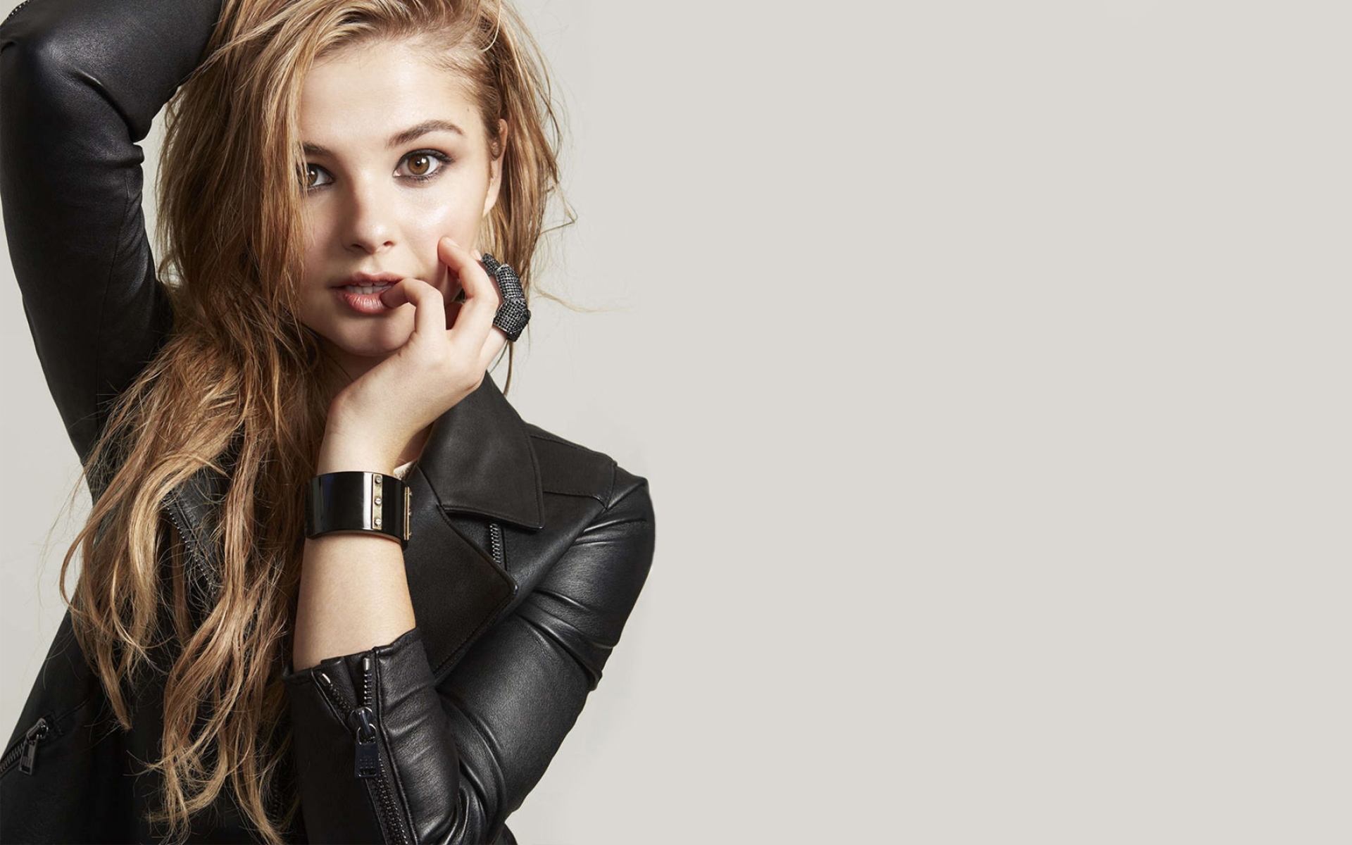 Картинки Stefanie scott, девушка, лицо, певец фото и обои на рабочий стол