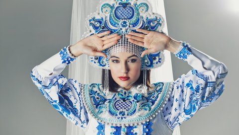 Саша серый, актриса, модель, наряд