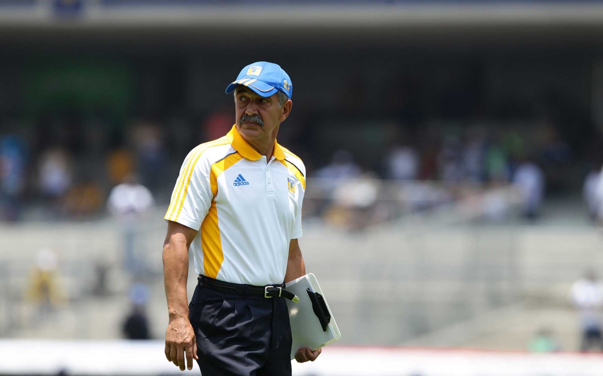 Картинки Ricardo ferretti, менеджер, tigres uanl, liga mx фото и обои на рабочий стол