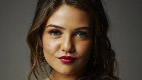 Danielle campbell, девушка, лицо, улыбка, макияж