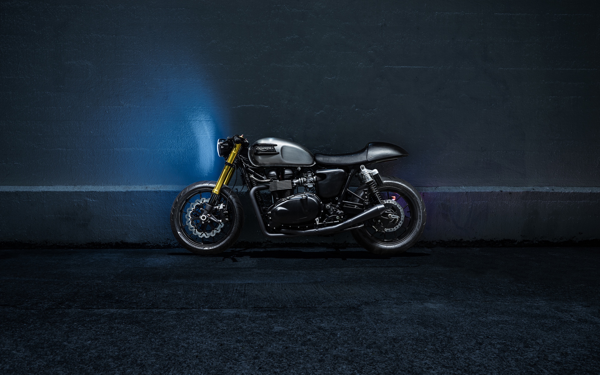 Картинки Триумф bonneville, мотоцикл, стена фото и обои на рабочий стол