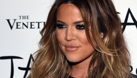 Khloe kardashian, актриса, улыбка, макияж