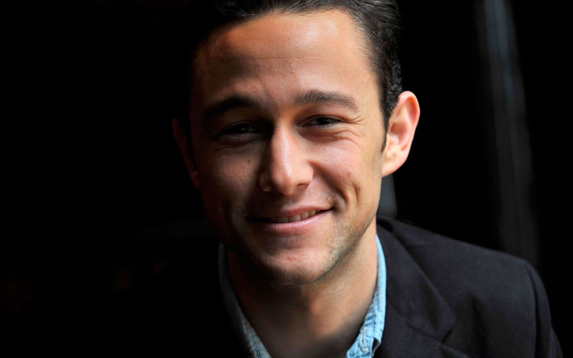 Картинки Joseph gordon-levitt, улыбка, актер, брюнетка фото и обои на рабочий стол