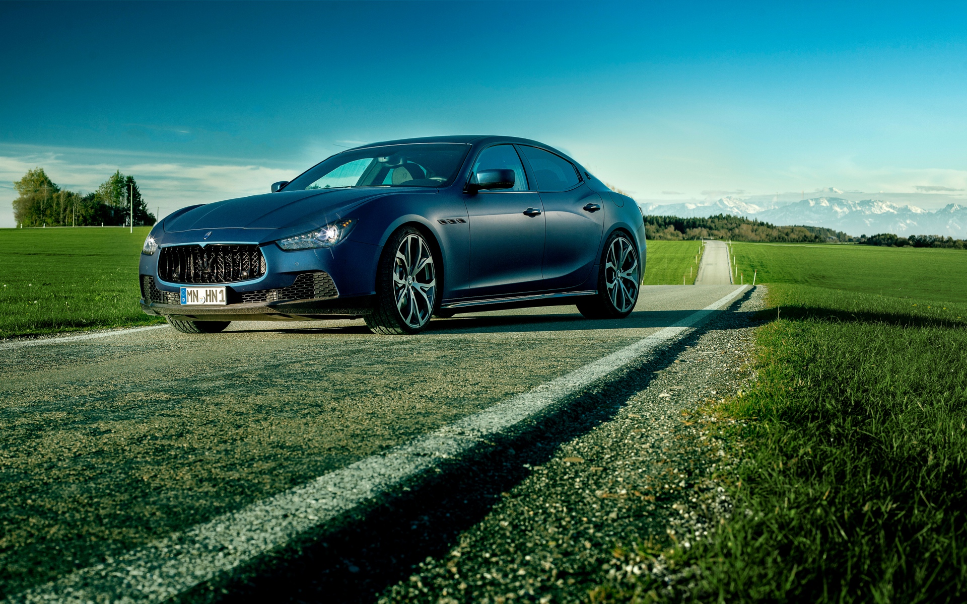 Картинки Maserati, ghibli, novitec tridente, синий, вид сбоку фото и обои на рабочий стол