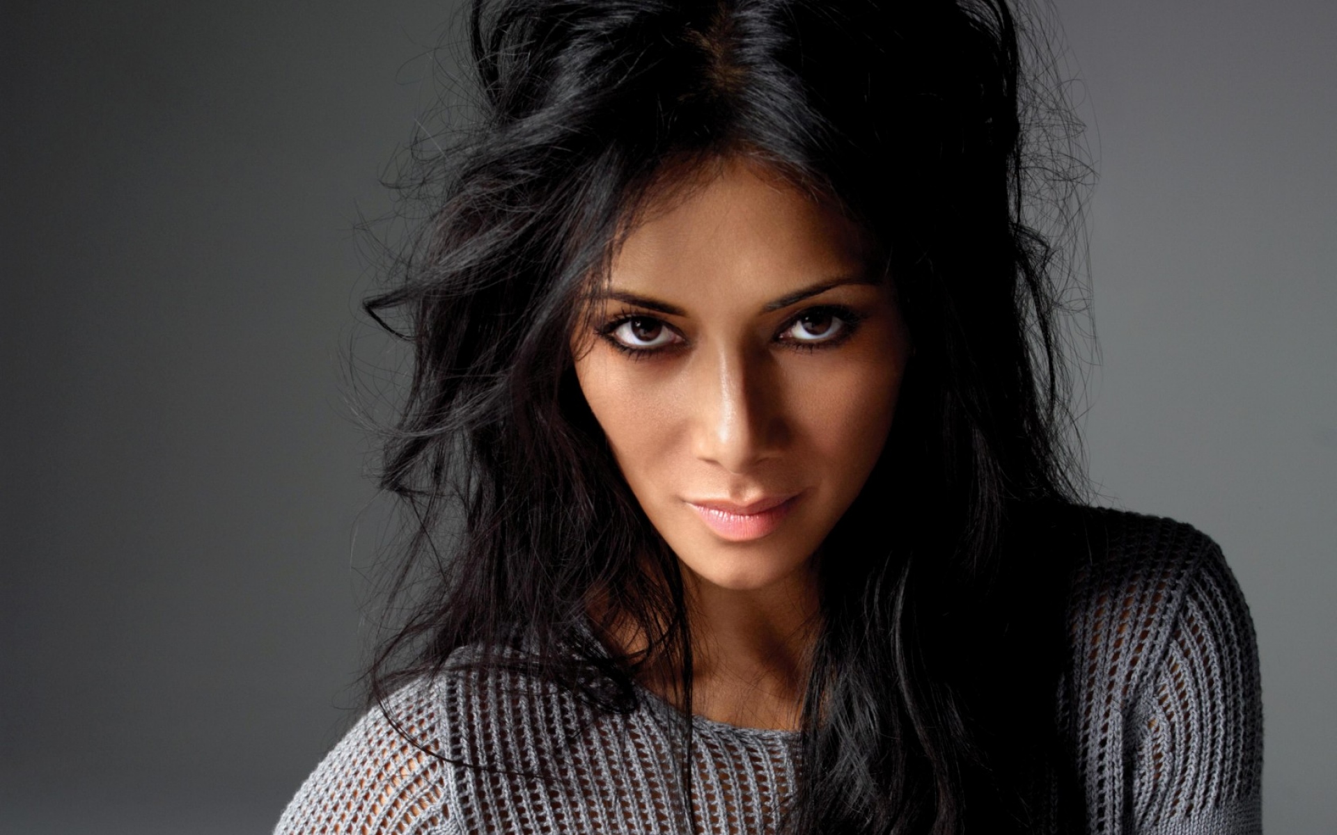 Картинки Nicole scherzinger, певец, брюнетка, взгляд фото и обои на рабочий стол