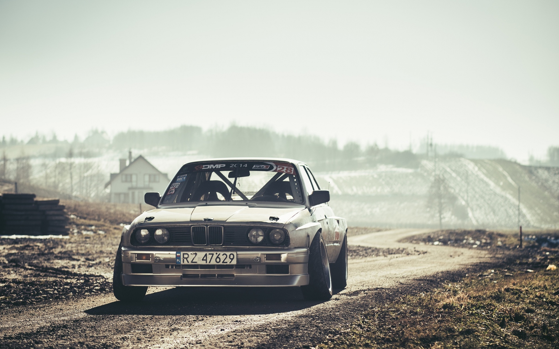 Картинки Bmw, e30, дрейф, вид спереди фото и обои на рабочий стол