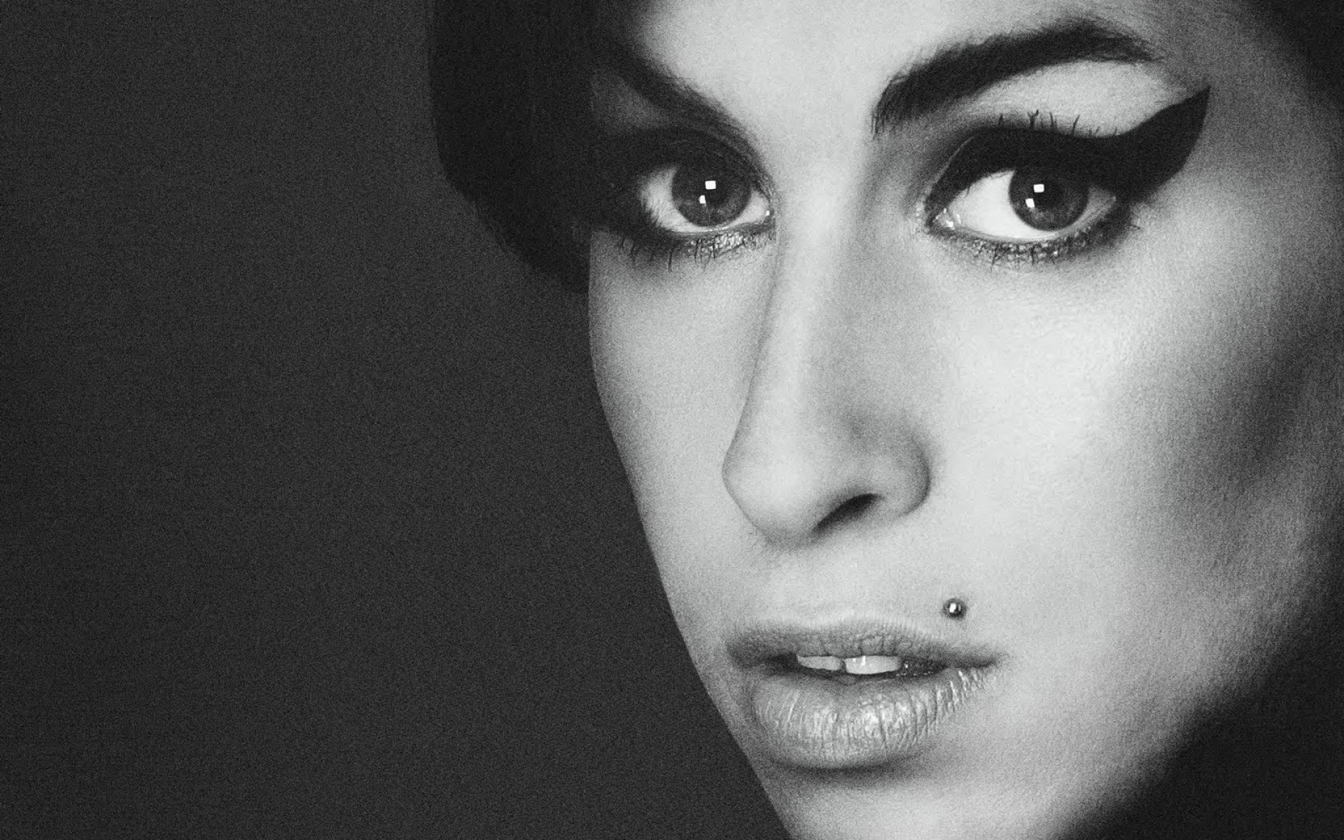 Картинки Amy, 2015, Эми Уинхаус фото и обои на рабочий стол