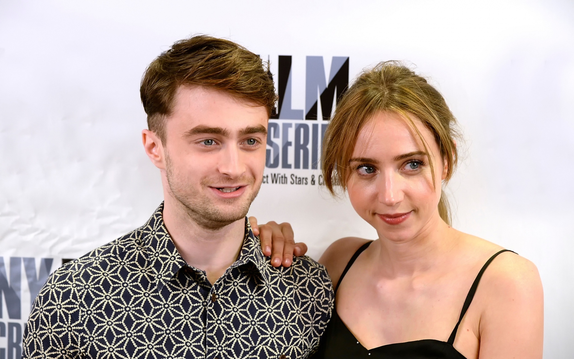 Картинки Zoe kazan, daniel radcliffe, актеры, знаменитости фото и обои на рабочий стол
