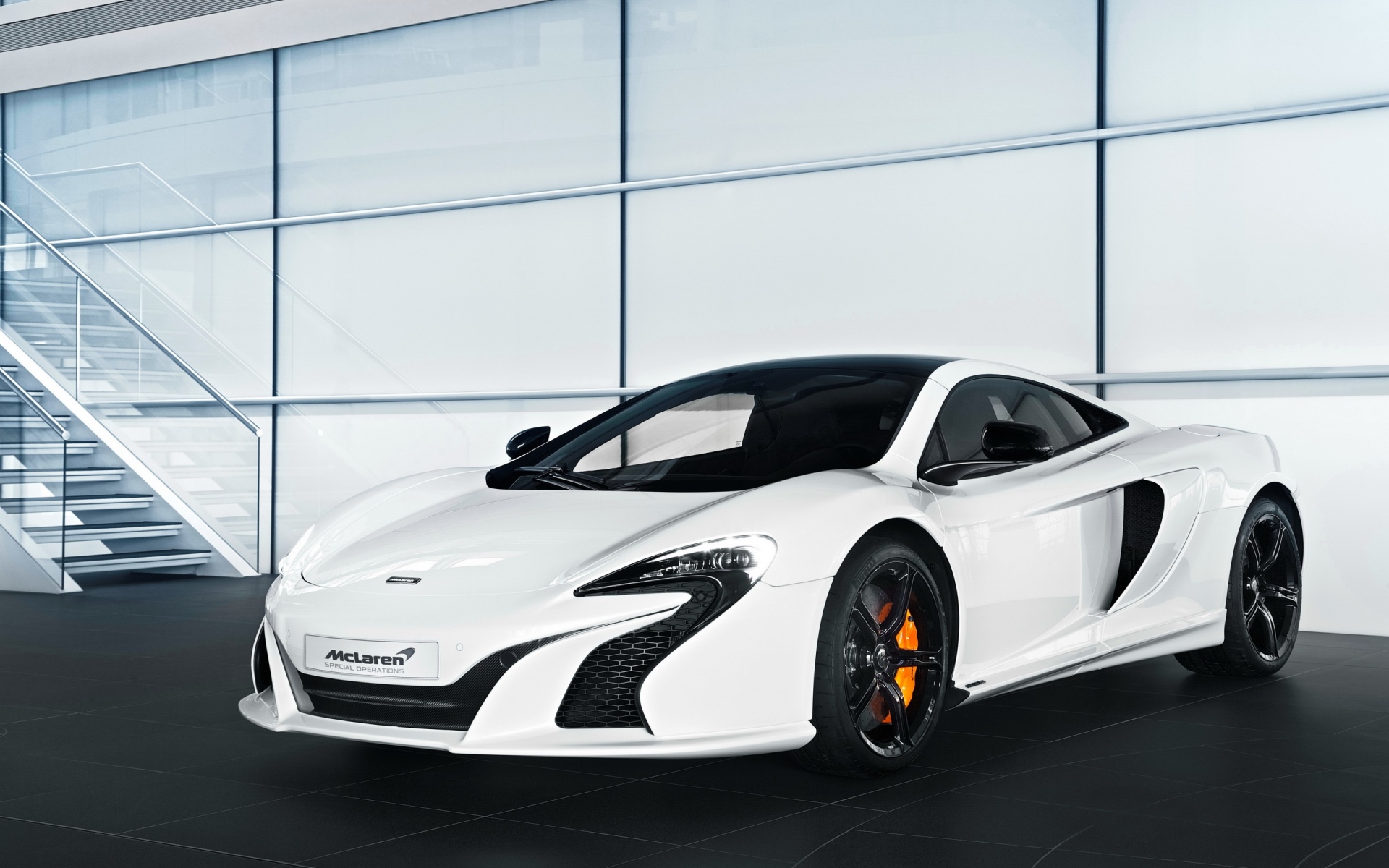 Картинки McLaren 650S, суперкар, белая, вид сбоку фото и обои на рабочий стол
