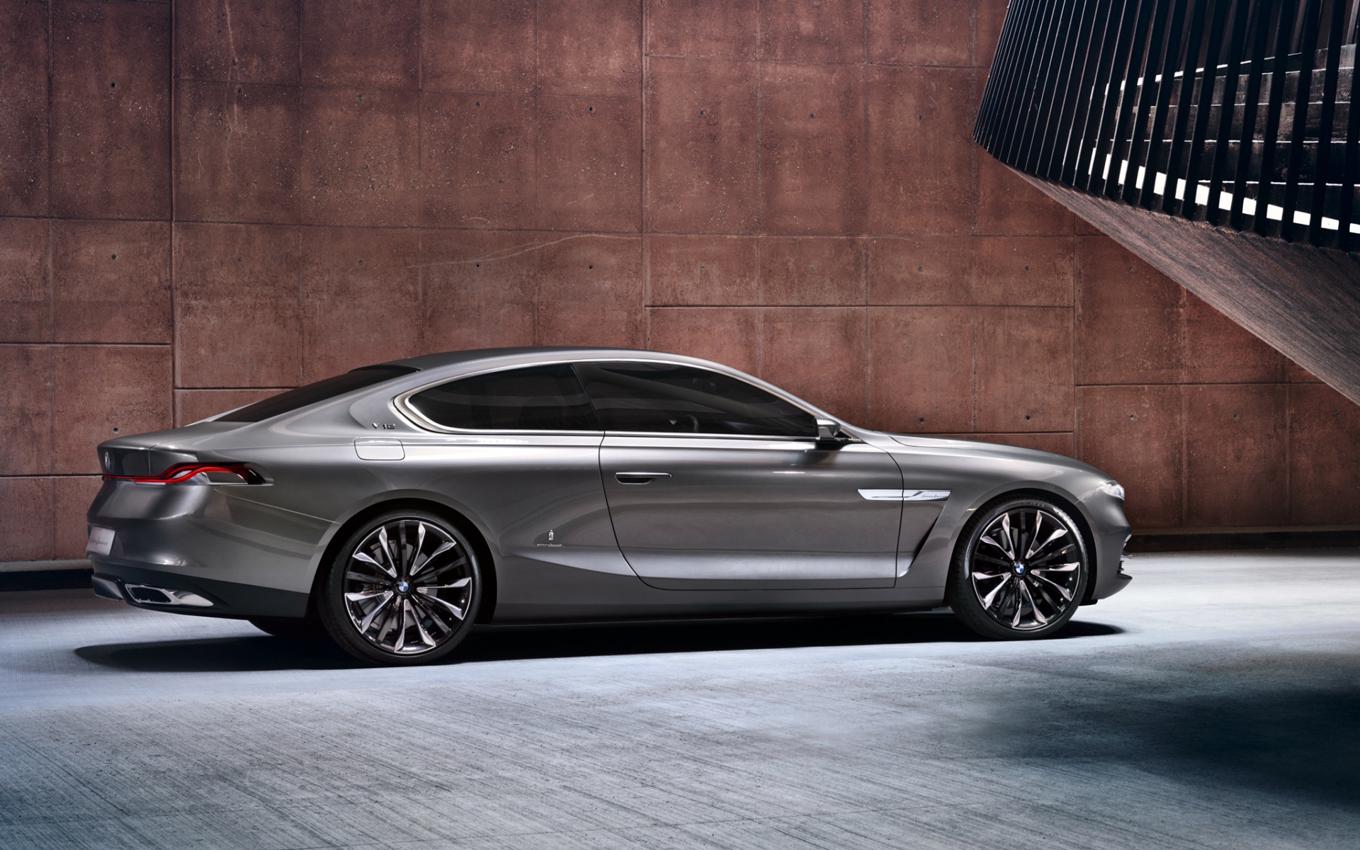 Картинки BMW, бабуля Lusso, купе, 2013, серебро, вид сбоку фото и обои на рабочий стол