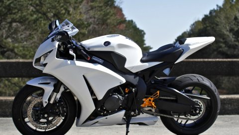 Honda, cbr1000rr, белый, велосипед, вид сбоку