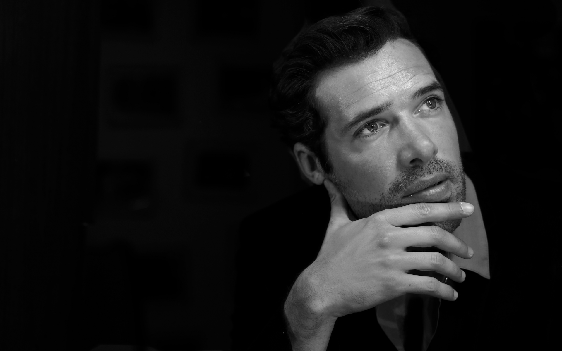Картинки Nicolas bedos, актер, франция, bw фото и обои на рабочий стол