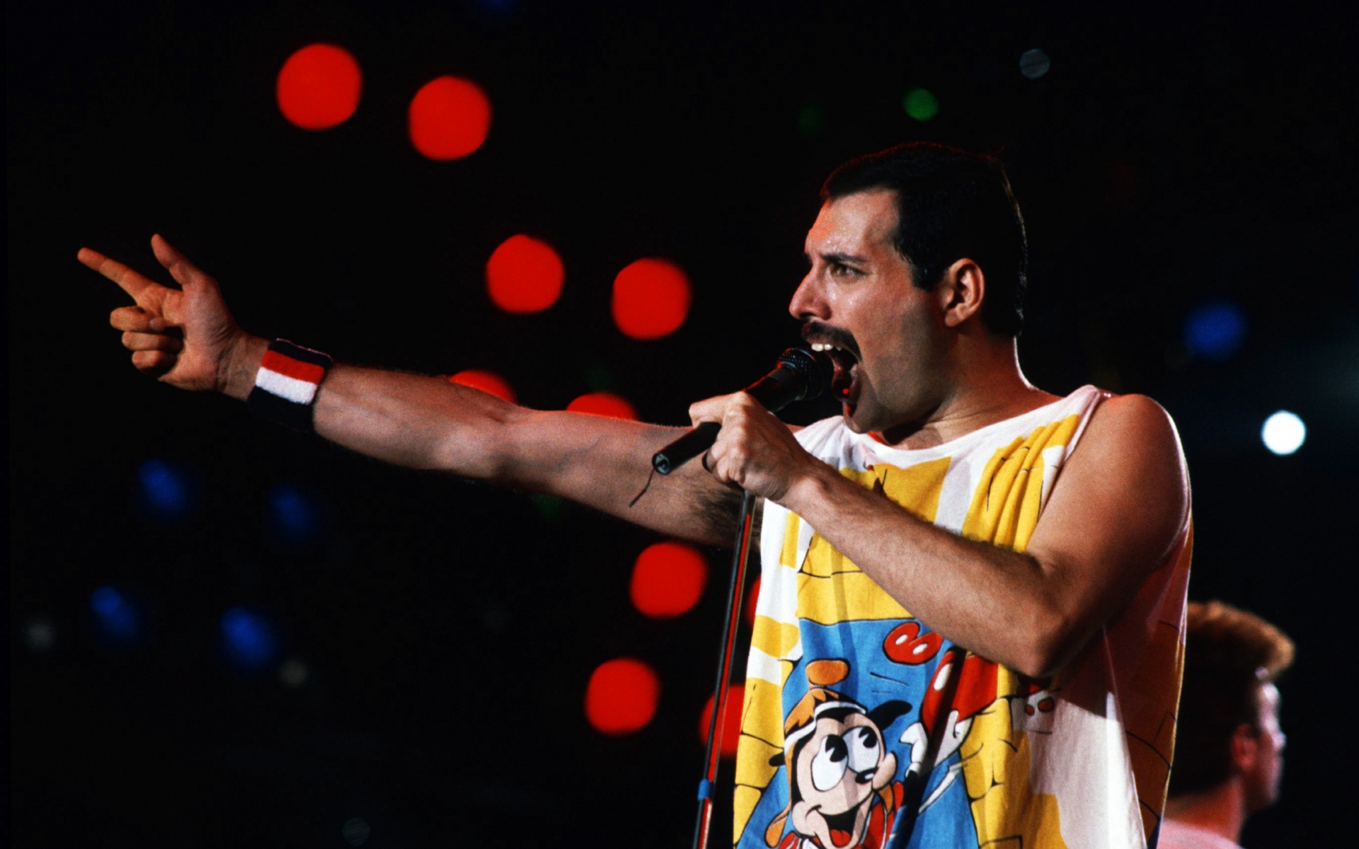 Картинки Freddie mercury, певец, выступление фото и обои на рабочий стол