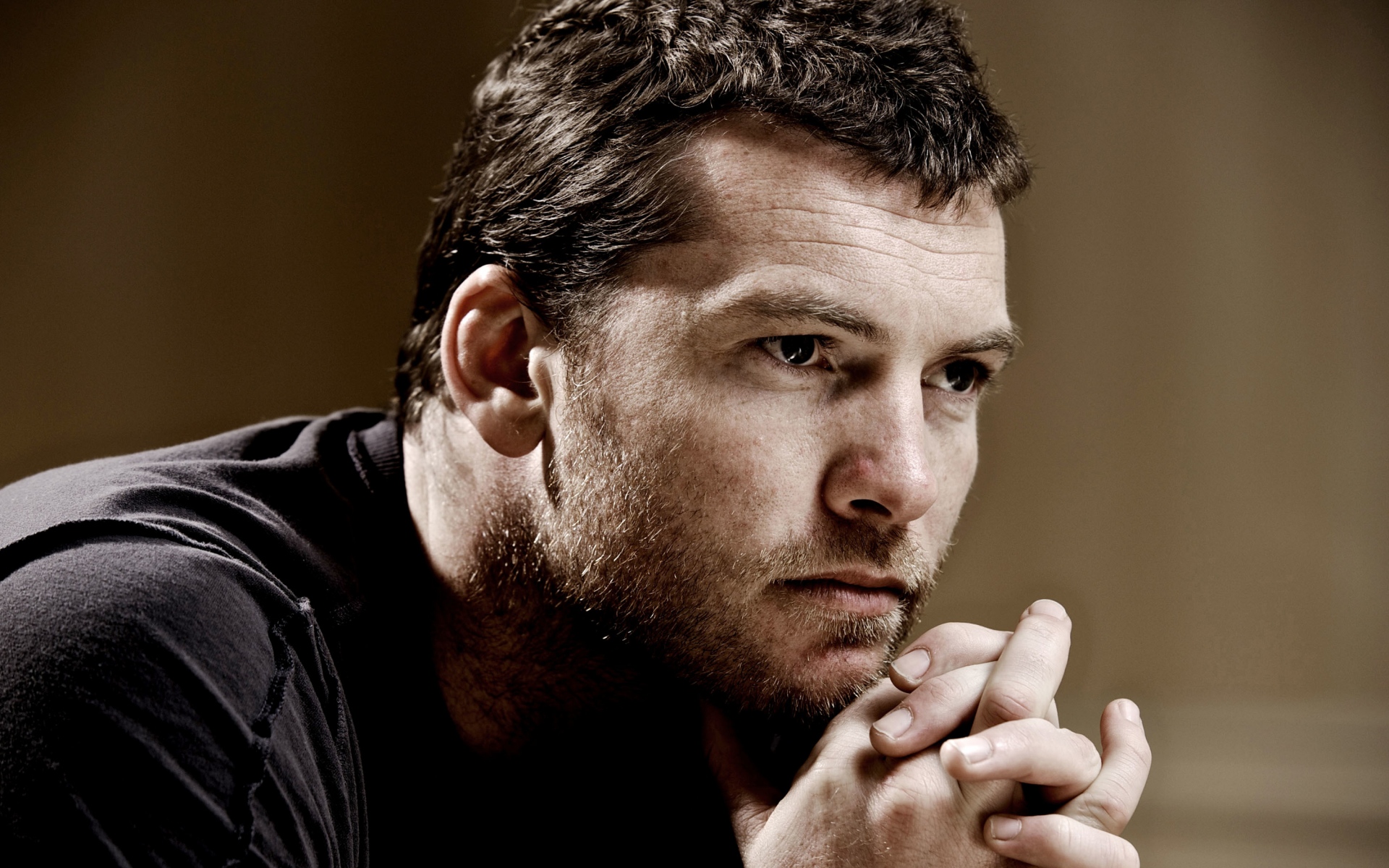Картинки Sam worthington, актер, знаменитость, щетина фото и обои на рабочий стол