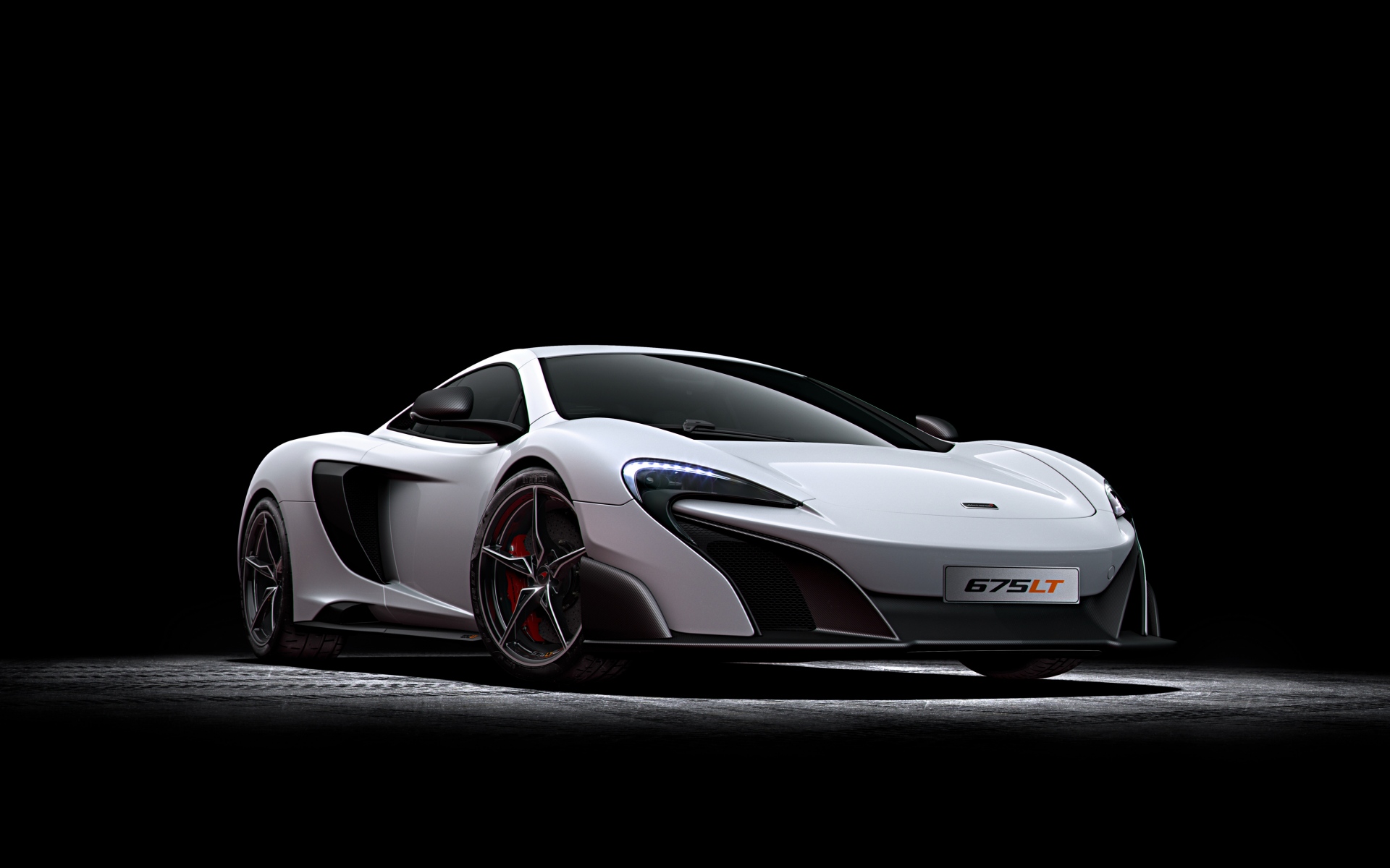 Картинки Mclaren, 675lt, 2015, белый фото и обои на рабочий стол