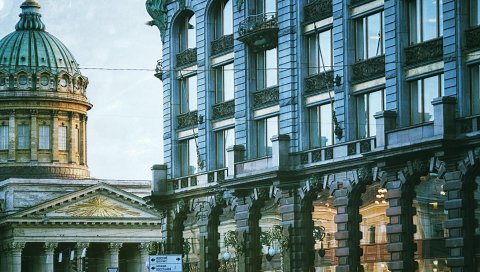 Святой петербург, россия, певец, казанский