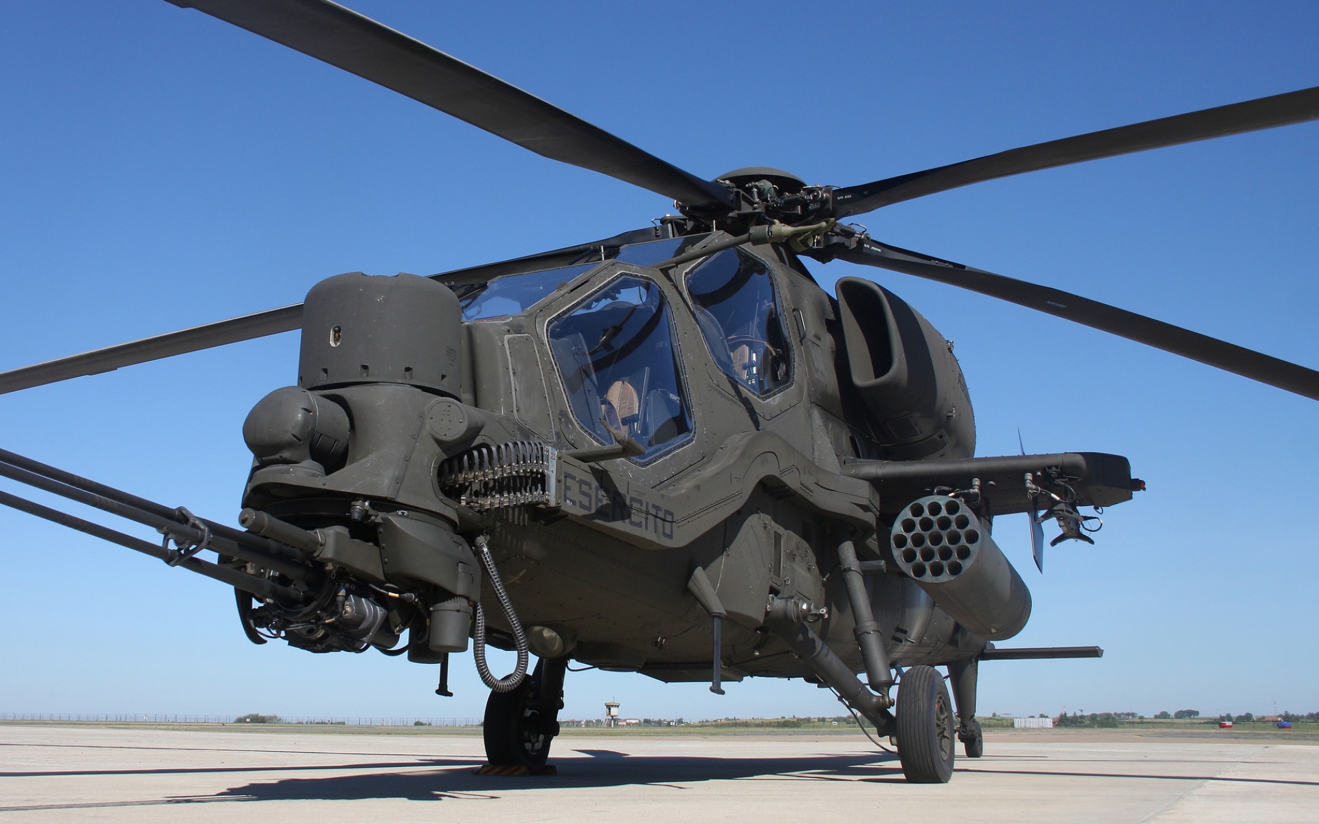 Картинки Agusta a129, мангуста, вертолет, аэродром фото и обои на рабочий стол