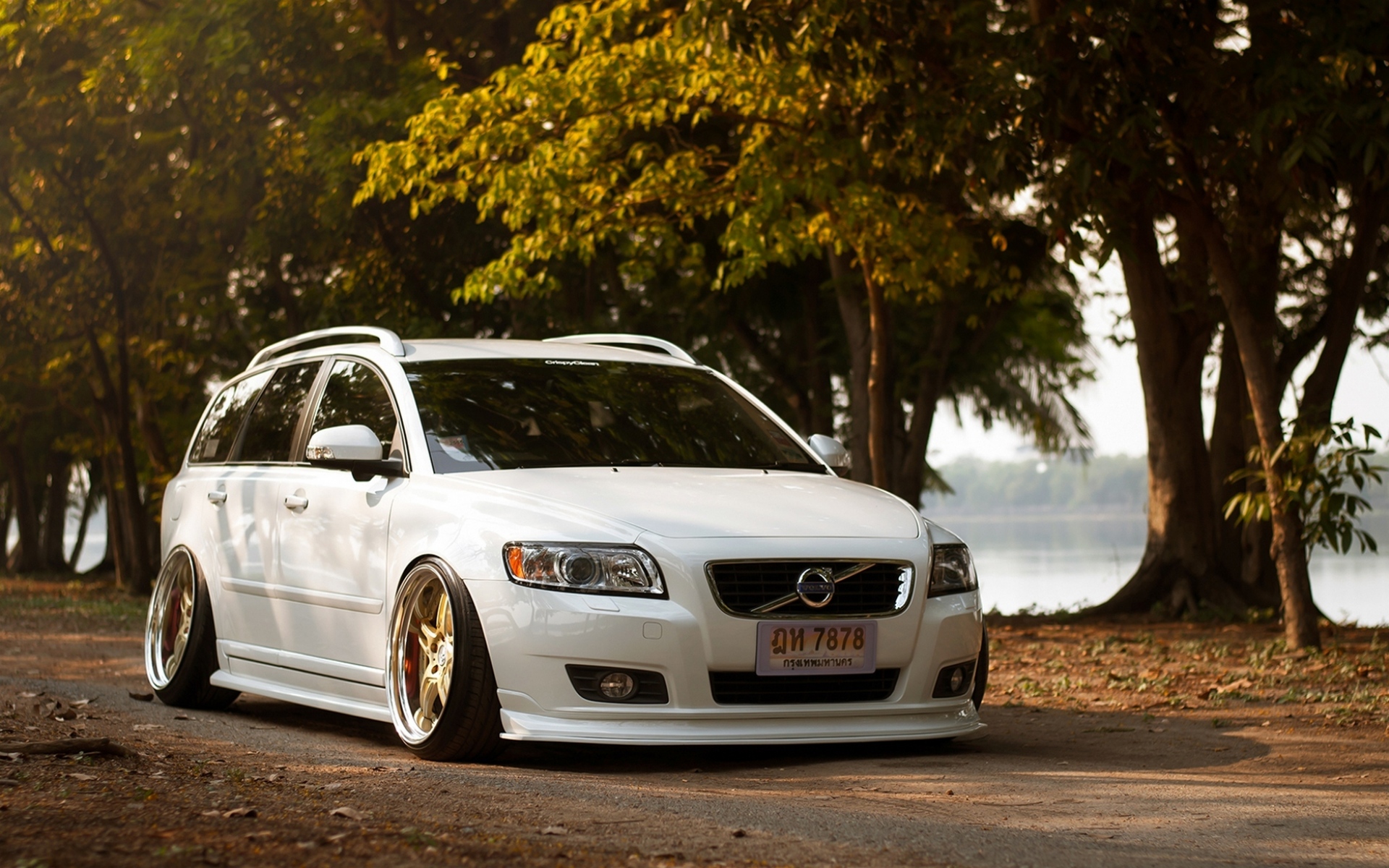 Картинки Volvo, v50, настройка, белый, вид спереди фото и обои на рабочий стол