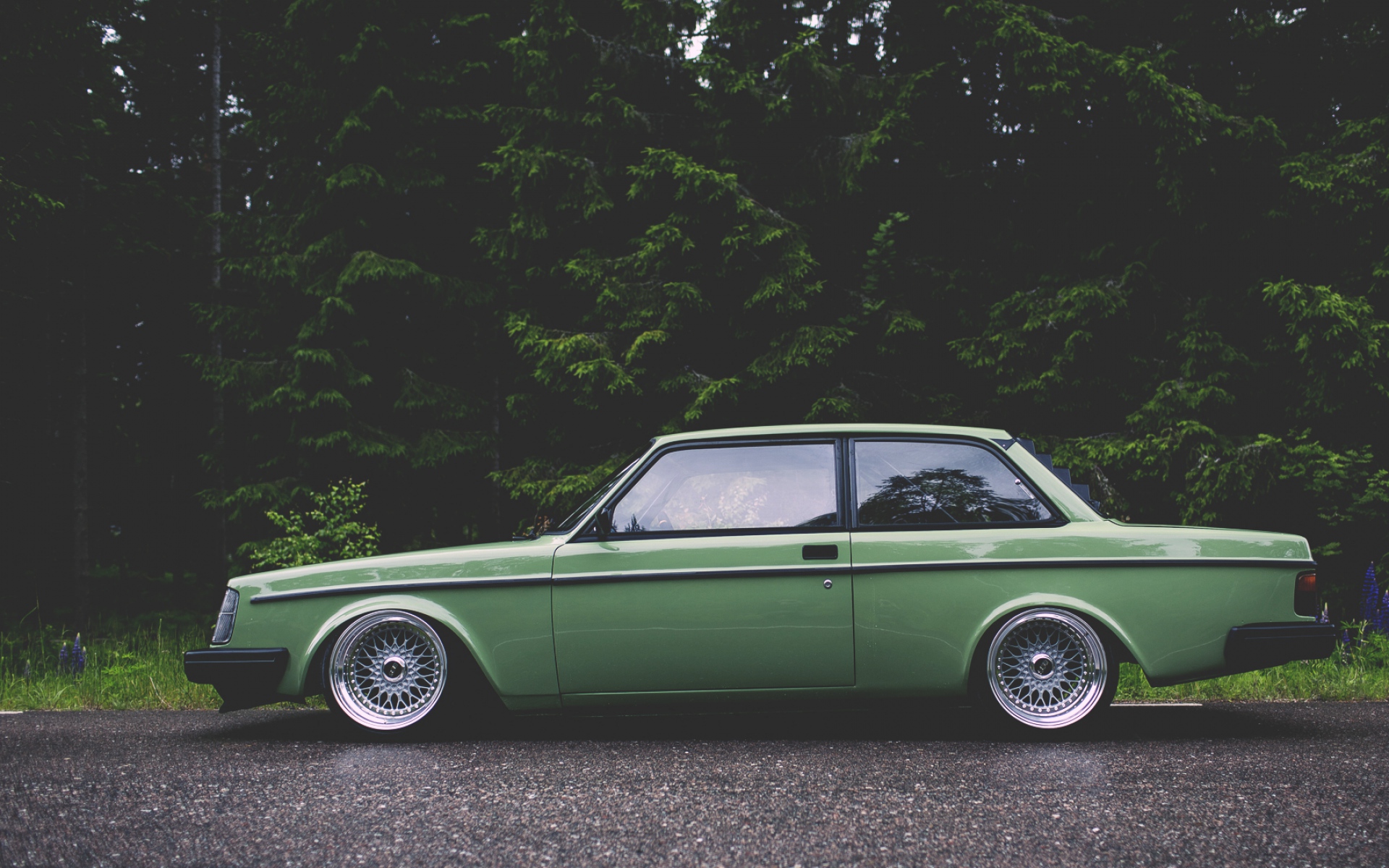 Картинки Volvo, volvo 242, зеленый, вид сбоку фото и обои на рабочий стол