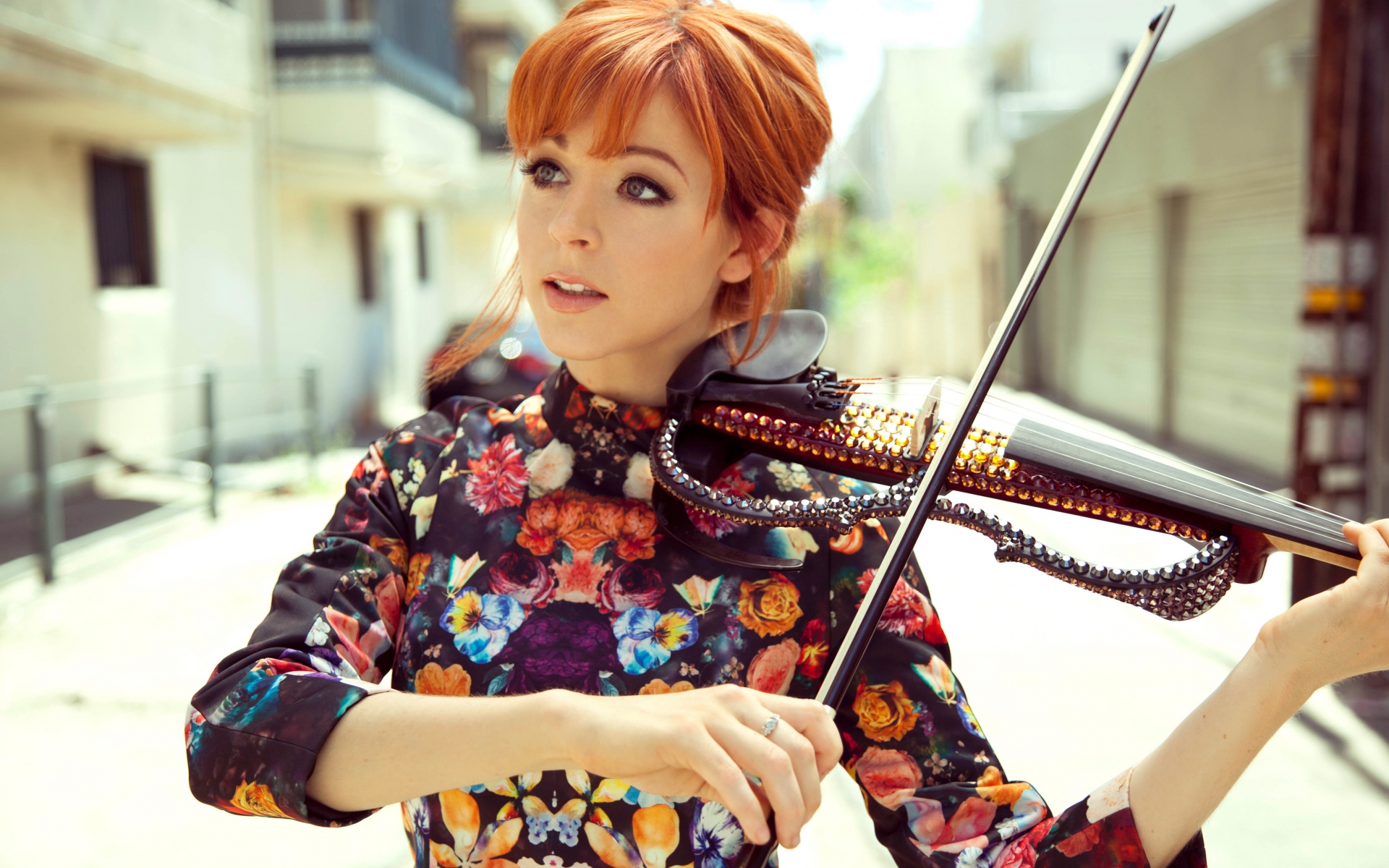 Картинки Lindsey stirling, скрипка, девушка, музыкант фото и обои на рабочий стол