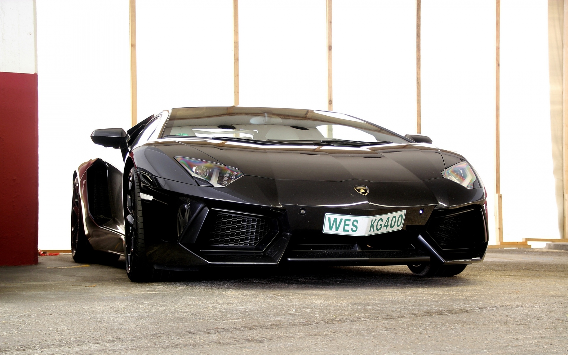Картинки Lamborghini, aventador, lp700-4, черный, вид сбоку фото и обои на рабочий стол
