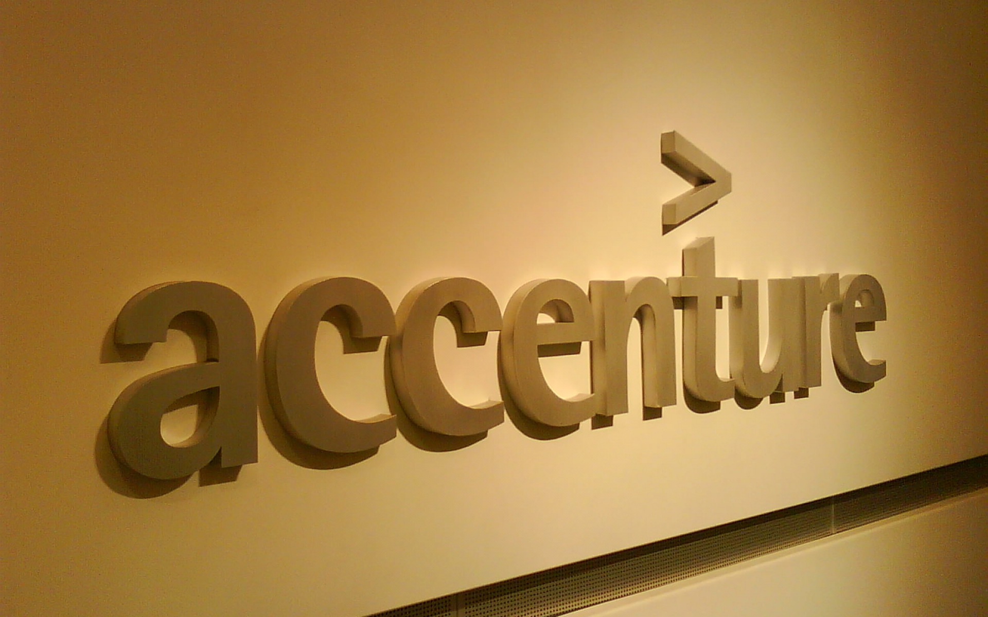 Картинки Accenture, консалтинговая компания,публичная компания, Ирландия, Дублин 2001 фото и обои на рабочий стол