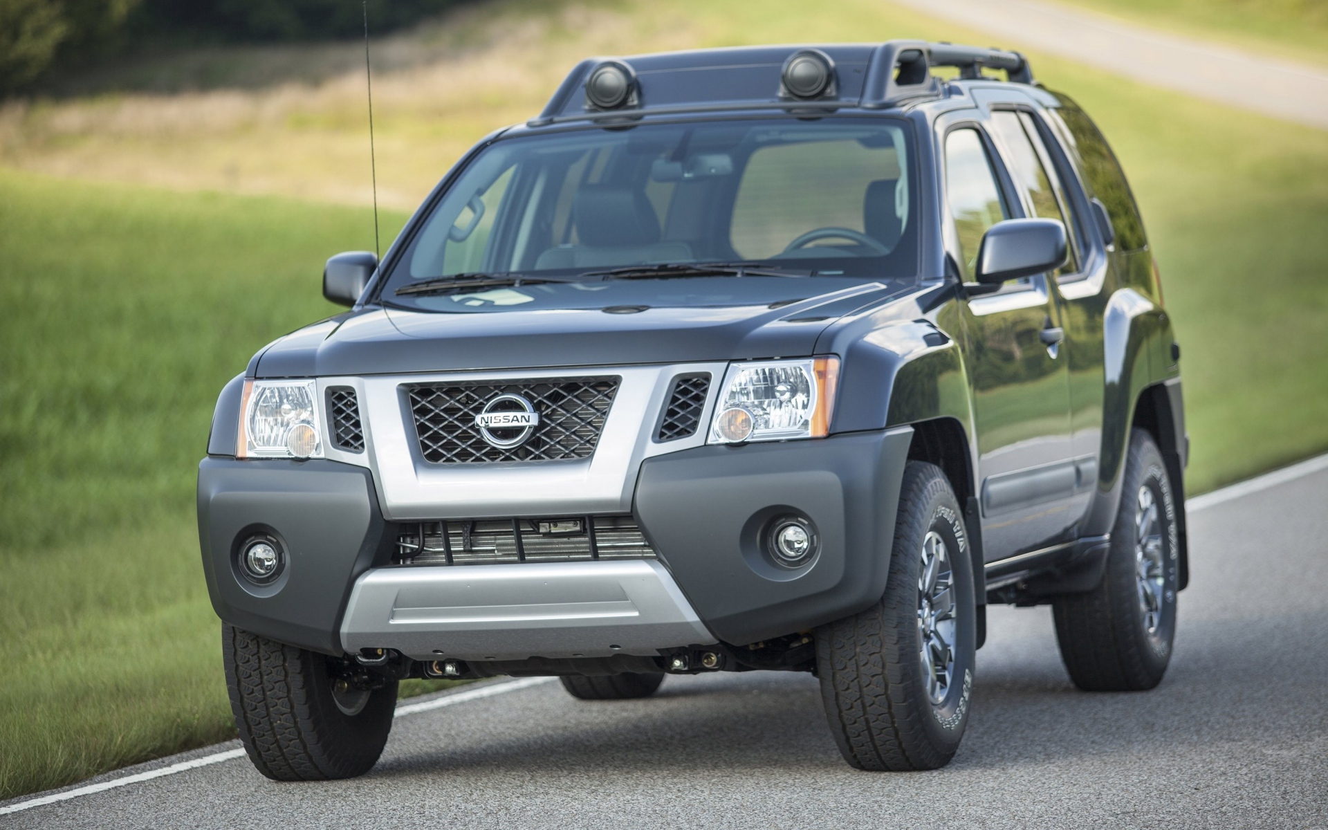 Картинки Nissan, автомобили, вид спереди, черный фото и обои на рабочий стол