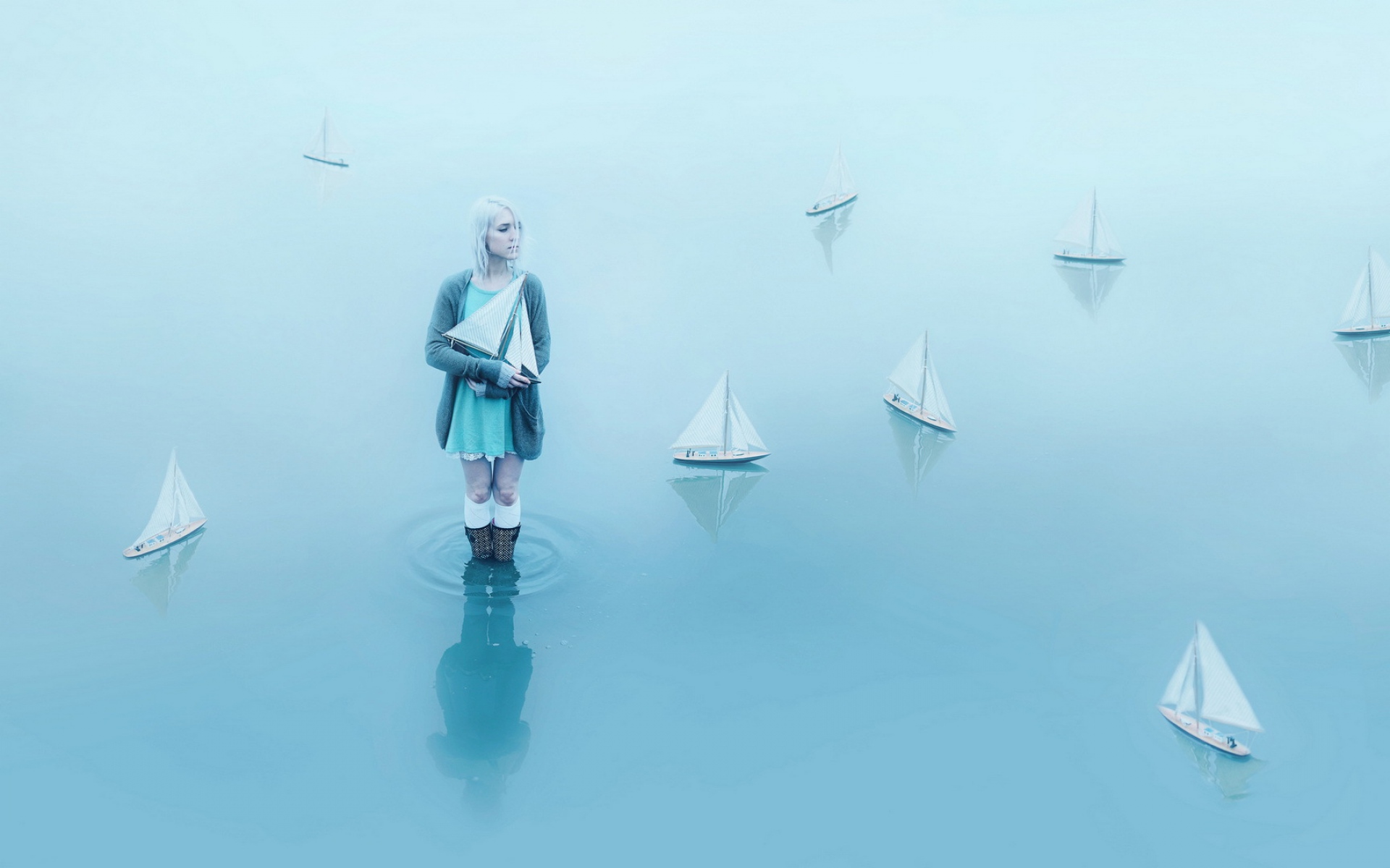 Картинки девушка, лодки, бумага, река, море, настроение фото и обои на рабочий стол