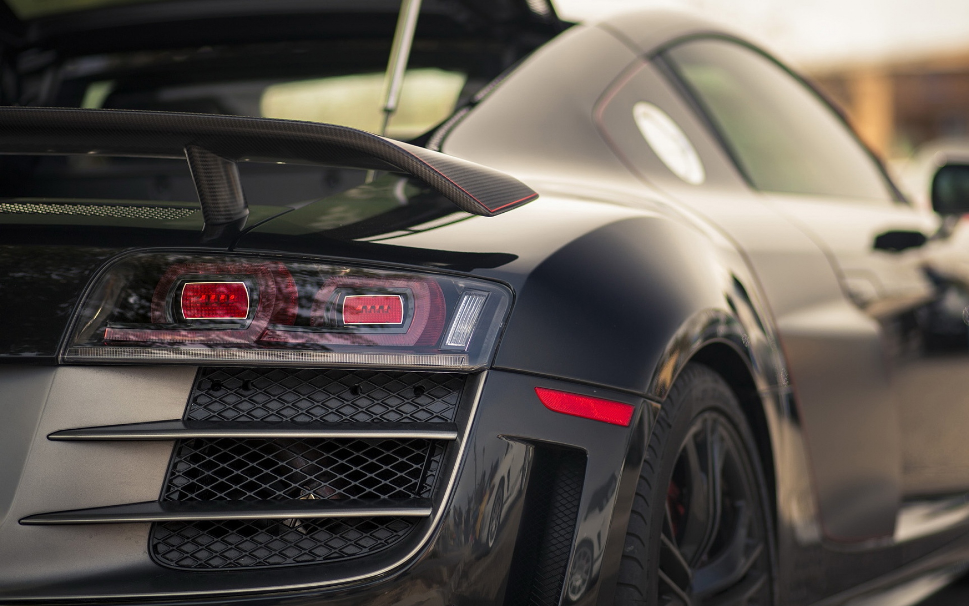 Картинки Audi, r8, gt, задний бампер, фары фото и обои на рабочий стол
