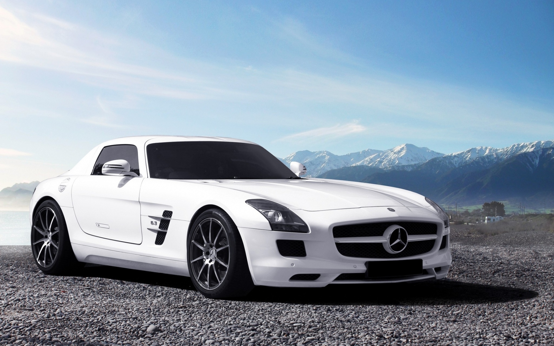 Картинки Mercedes sls amg, mercedes, белый, вид сбоку фото и обои на рабочий стол
