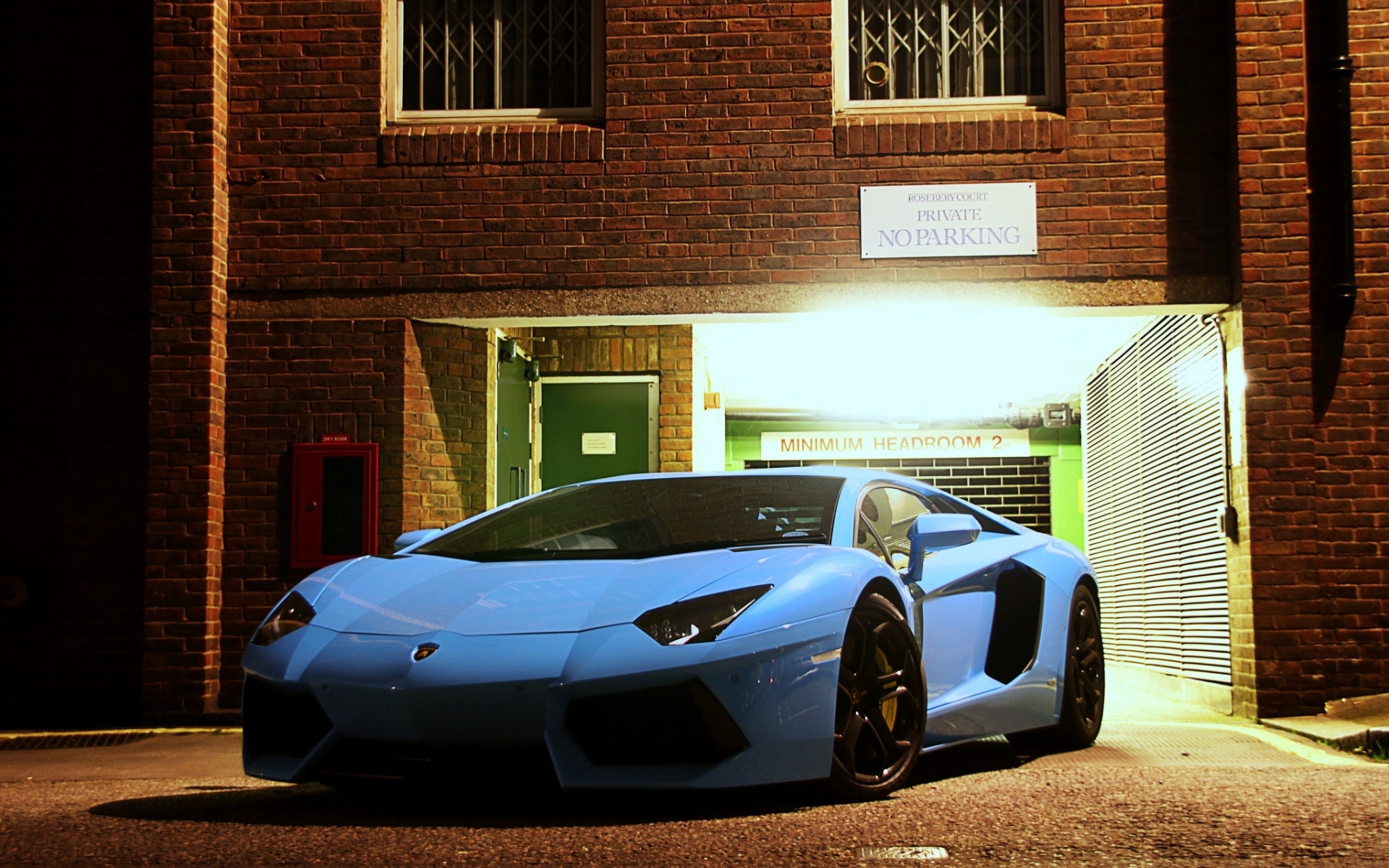 Картинки Lamborghini, aventador, lp700-4, вид спереди фото и обои на рабочий стол