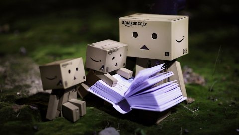 Danbo, картонный робот, маленький,Чтение книг