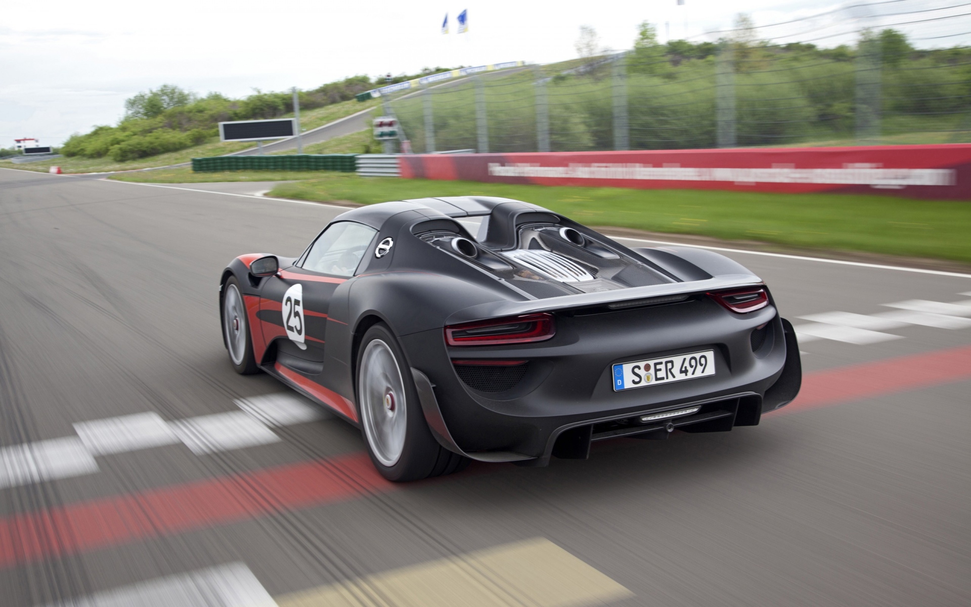 Картинки порш 918, авто, дорога, скорость фото и обои на рабочий стол