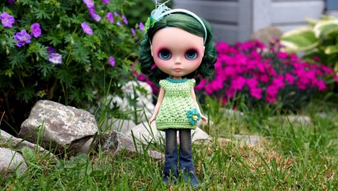 кукла, игрушки, зеленые волосы, сад