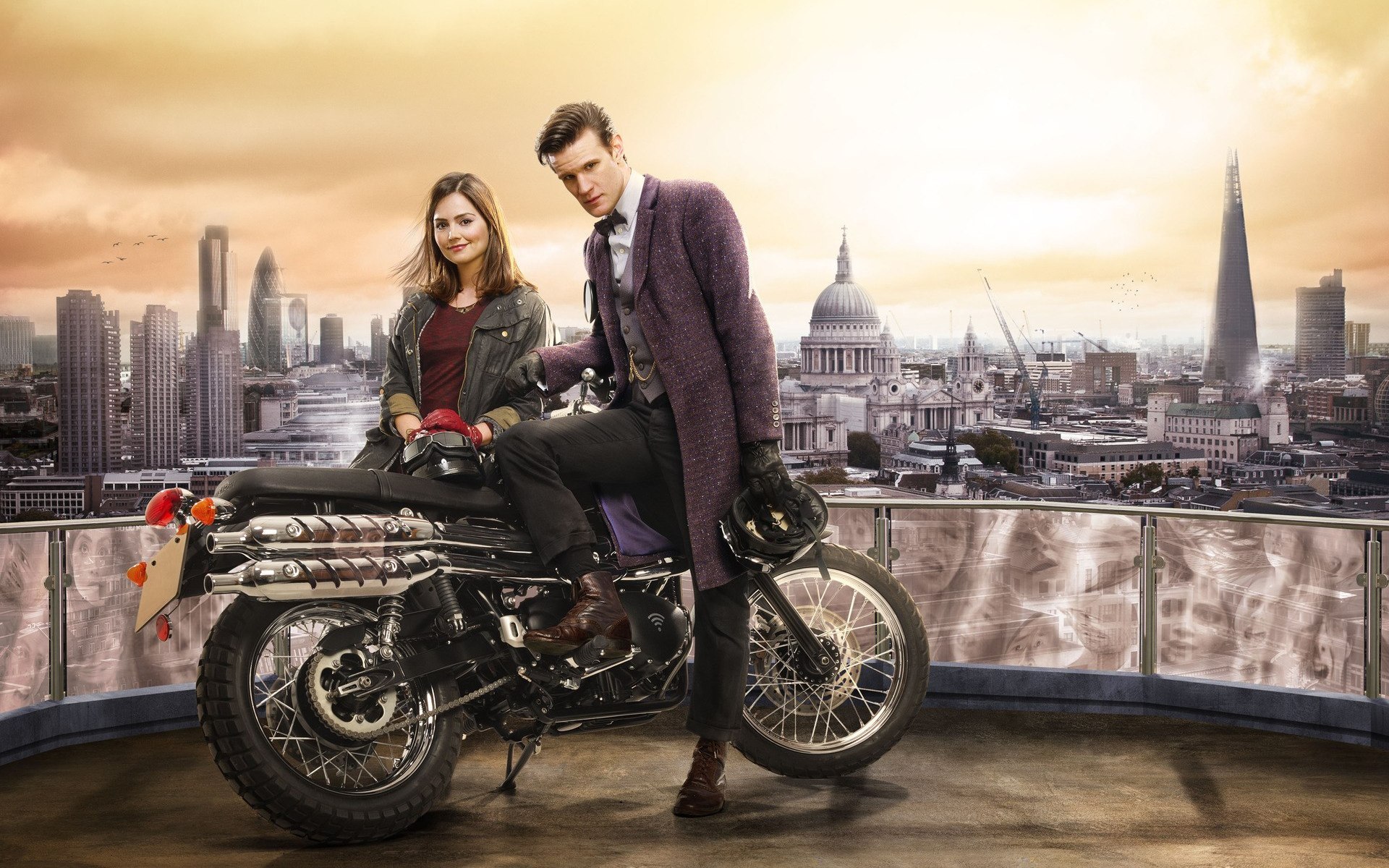 Картинки Доктор, который, матовый кузнец, jenna-louise coleman, мотоцикл, лондон фото и обои на рабочий стол