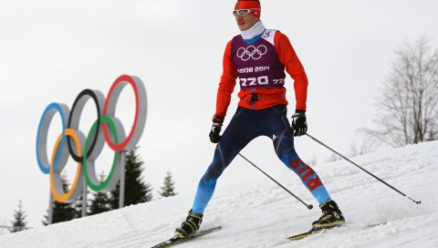 АЛЕКСАНДР легкий, серебряный призер, Sochi 2014, XXII зимних Олимпийских игр, Россия, лыжник, снег, олимпийские кольца