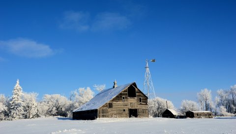 дом, зима, ветровые турбины,полевые