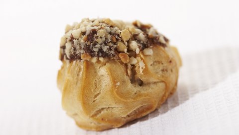 пирожные, печенье, орехи, сладости