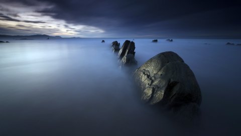 море, скалы, ночь