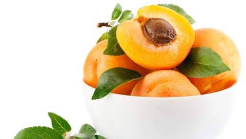 абрикосы, кости, спелые, плиты