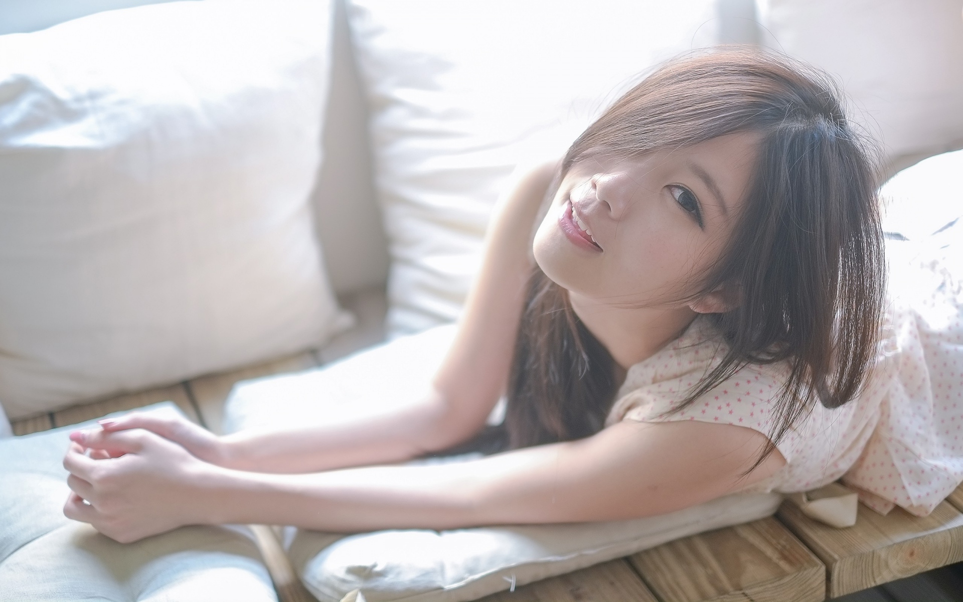 Hot Sexy Cute Asian Girls Wallpaper