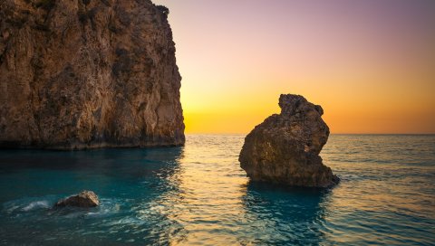 море, валуны, небо, восход солнца