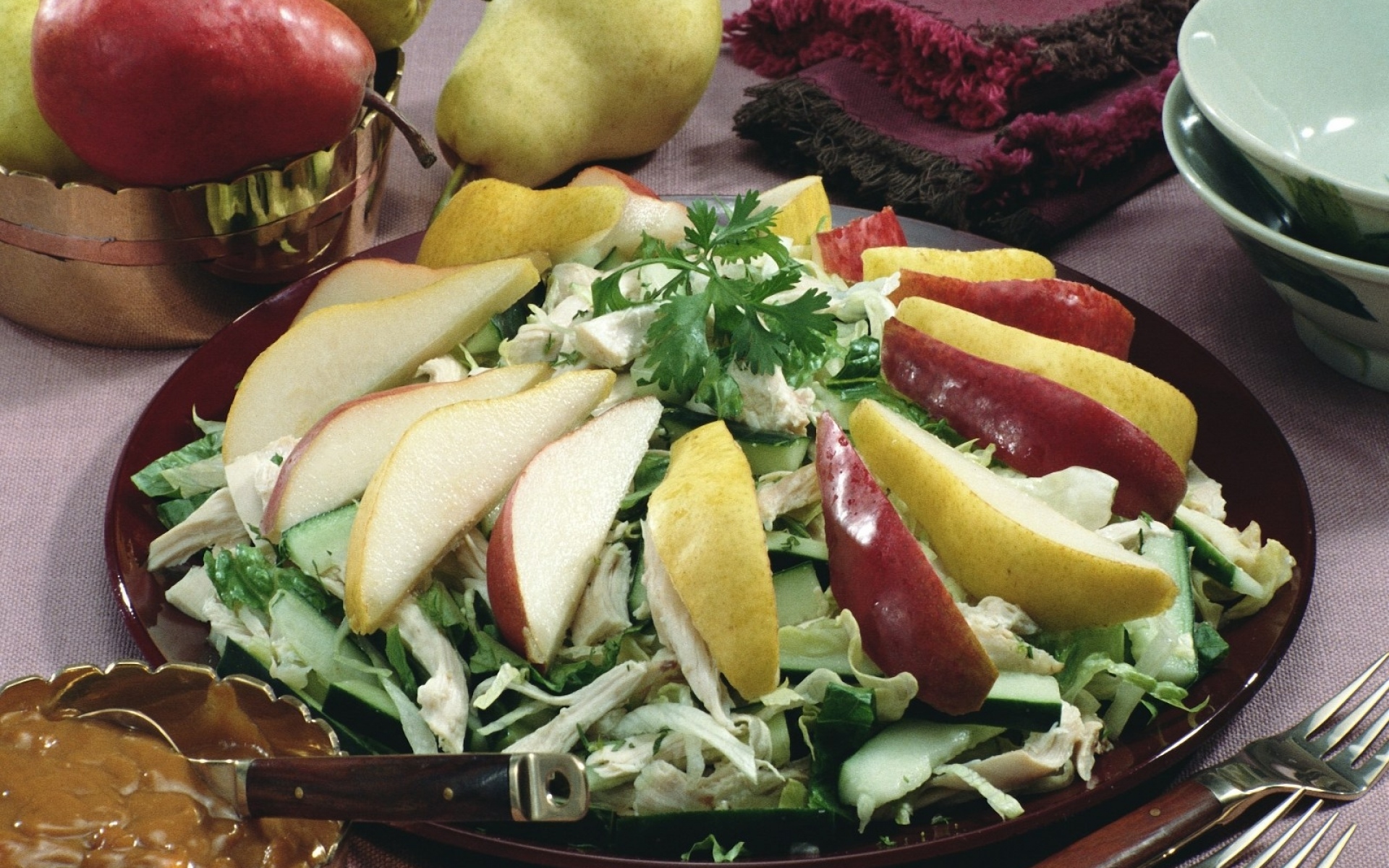 Овоще фруктовый салат. Фруктово овощной салат. Салат нарезка. Салат нарезка из овощей. Салат с фруктами и овощами.