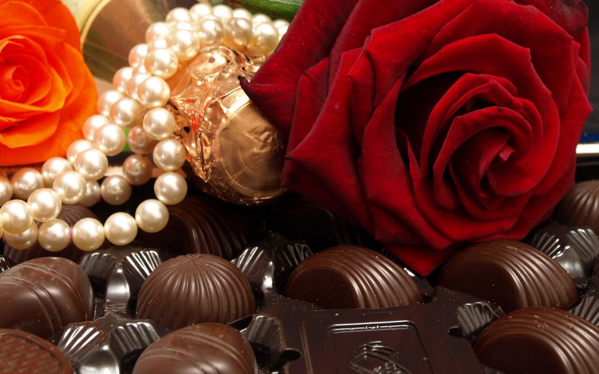 Картинки шоколада, розы, вкусный, сладкий фото и обои на рабочий стол