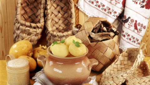 Картофель, лук, блюда