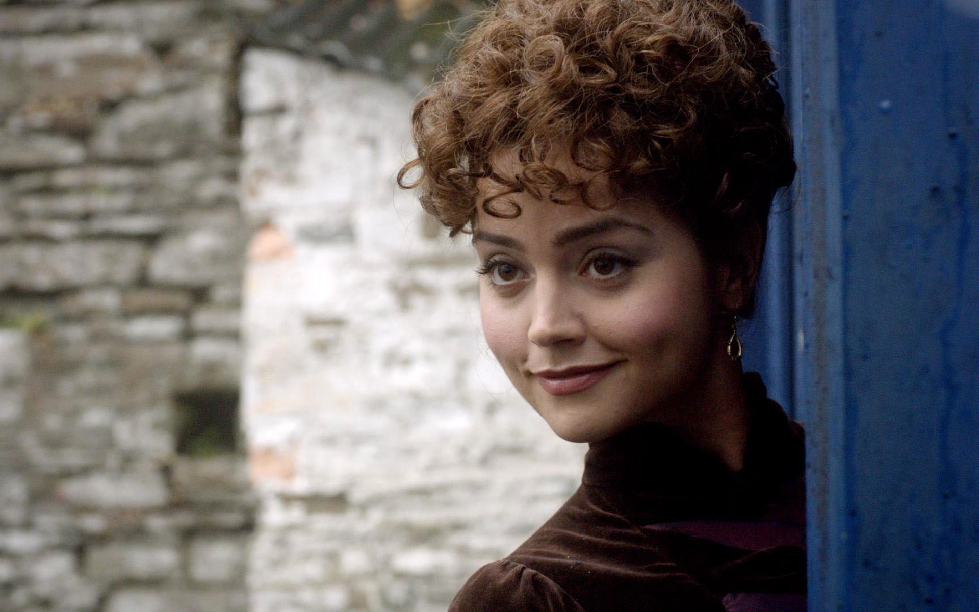 Картинки Clara oswin oswald, девушка, волосы, улыбка, актриса фото и обои на рабочий стол
