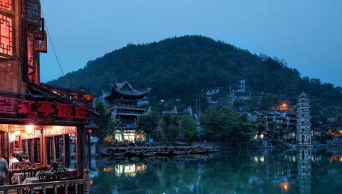 Китай, здания, деревья, ночь