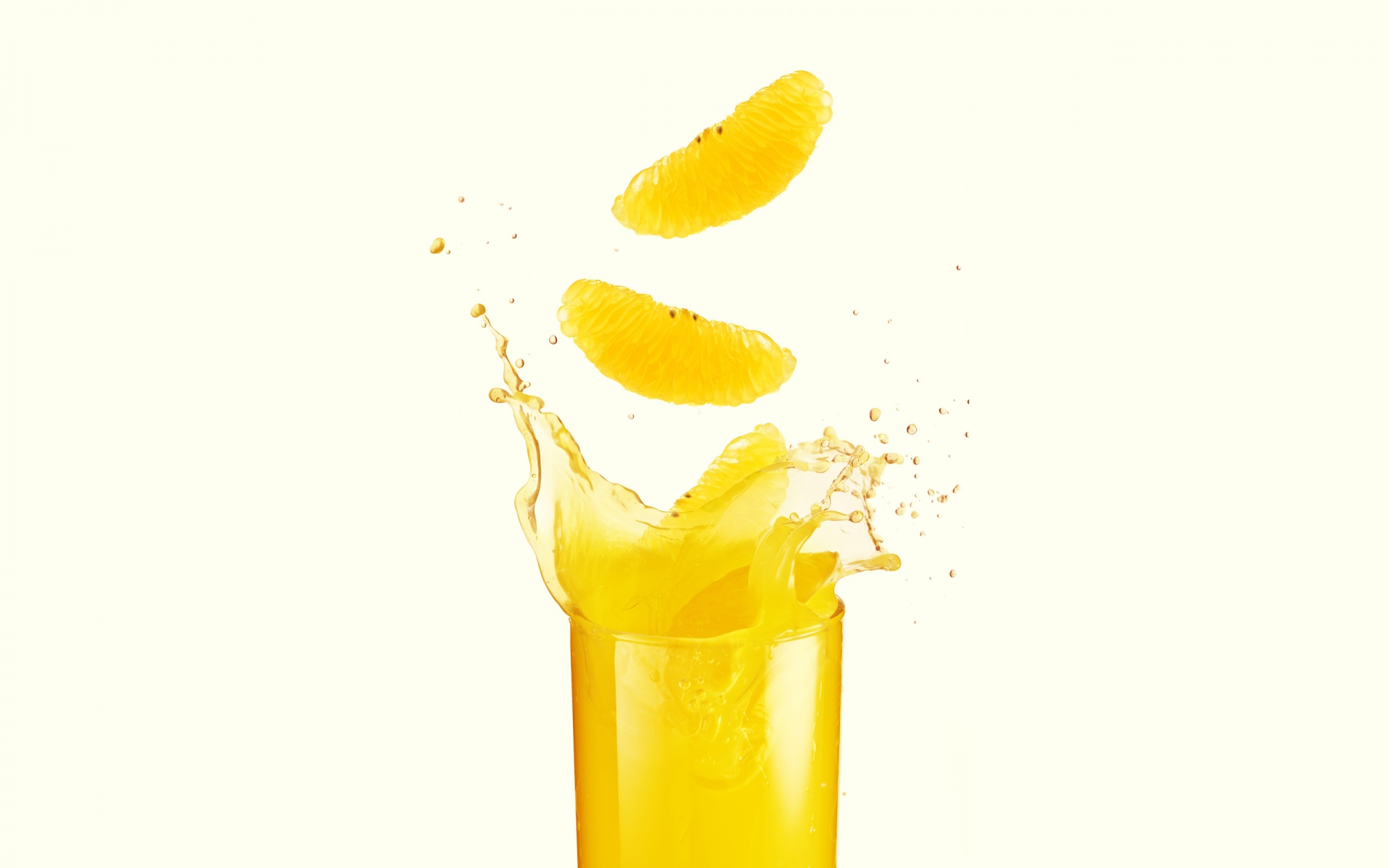 Картинки Минимализм, настроение, макро, вода, напитки, напитки, очки, кружки фото и обои на рабочий стол